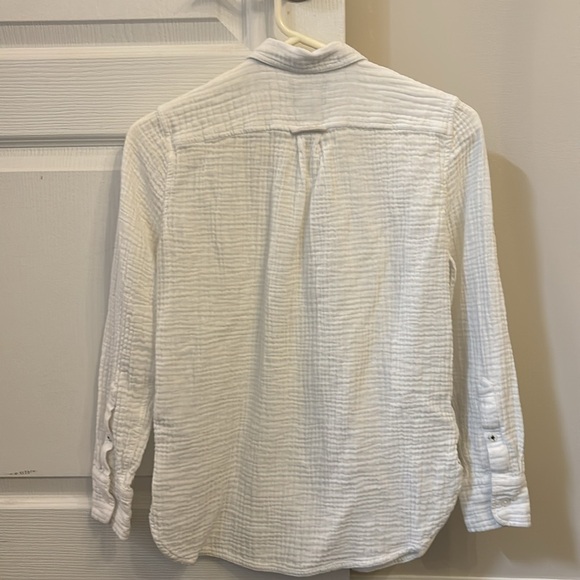 J.Crew soft textured white top worn under a sweater or unbuttoned over a tee. - Picture 4 of 4